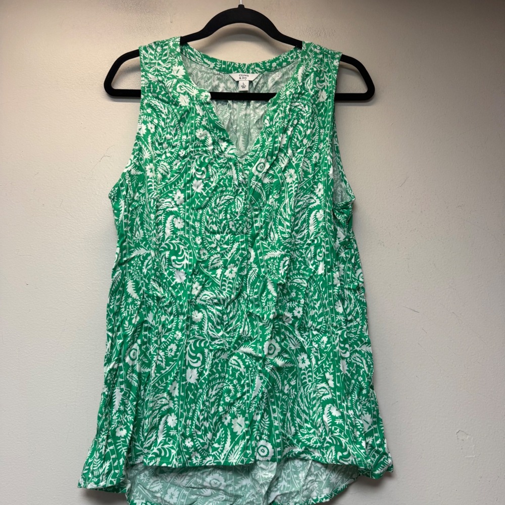Crown & Ivy Sleeveless Blouse Womens Large Green Paisley Floral Excellent Top